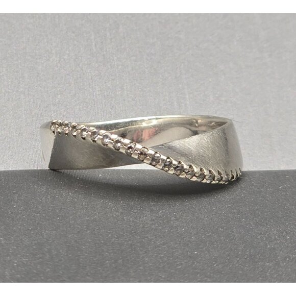 Elle Jewelry - VTG Elle Sterling Silver Ruby Lab Diamond Band Ring Size 9 Wavy 4.13g